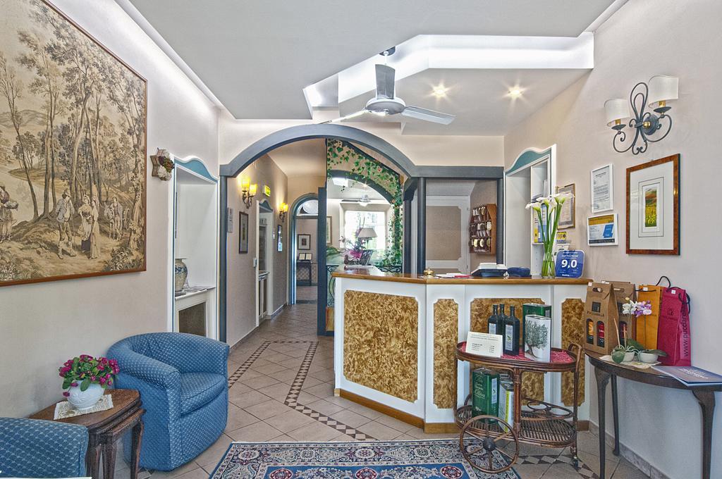 Hotel Kursaal Passignano sul Trasimeno Eksteriør bilde